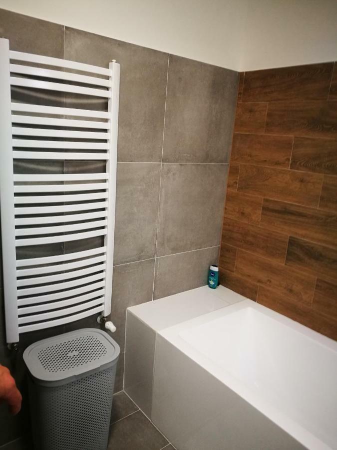 Apartman Oliver, Primo, Stary Smokovec วิสโซเค ดาตรี ภายนอก รูปภาพ